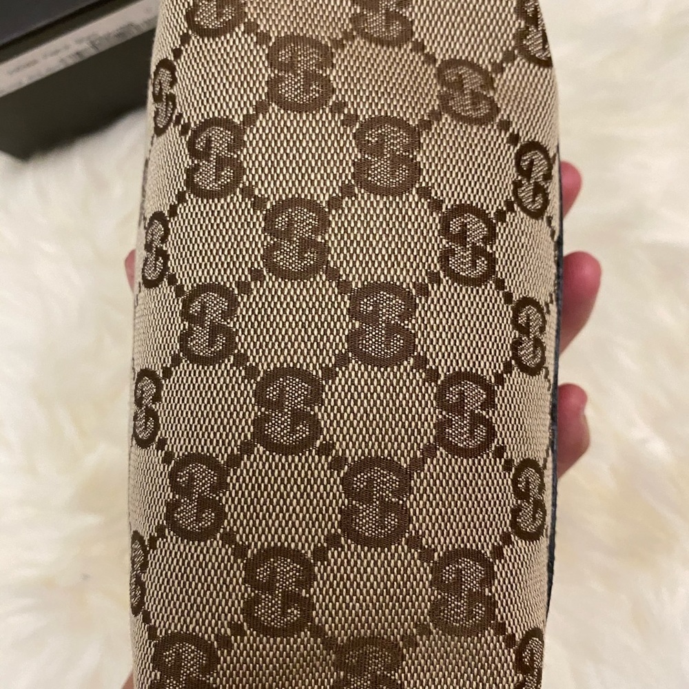 Gucci Pouch - Picture 13 of 16